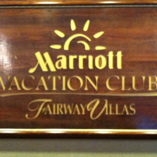 Foto tomada en Marriott&#39;s Fairway Villas  por Joe H. el 7/14/2012