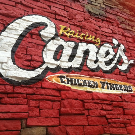 Photo taken at Raising Cane&#39;s Chicken Fingers by 🌼Veronica🌼 on 7/12/2012