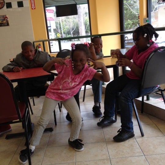 Photos At Papa John S Pizza Downtown San Leandro 78 Visitors