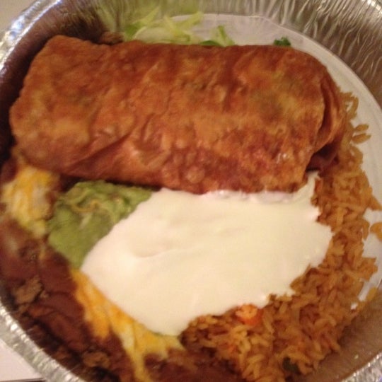 4/18/2012 tarihinde LoveLilyStarGazersziyaretçi tarafından Mission Burrito'de çekilen fotoğraf