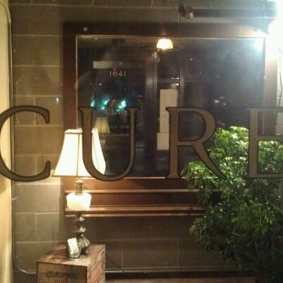Foto tirada no(a) Cure Seattle | Capitol Hill Bar &amp; Charcuterie por Don B. em 3/7/2012