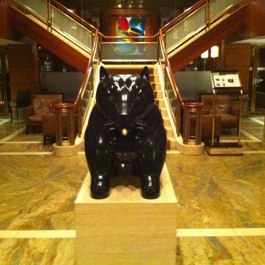Снимок сделан в The Kitano Hotel New York пользователем Jorge L. 8/16/2012