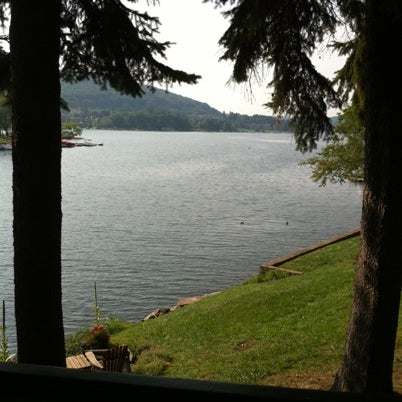 Photo taken at Lake Pointe Inn by Michael on 8/3/2012