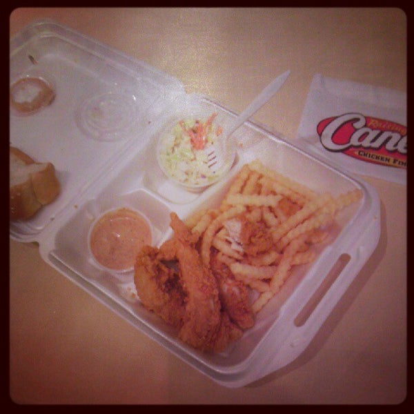 Photo taken at Raising Cane&#39;s Chicken Fingers by Cristopher on 5/18/2012