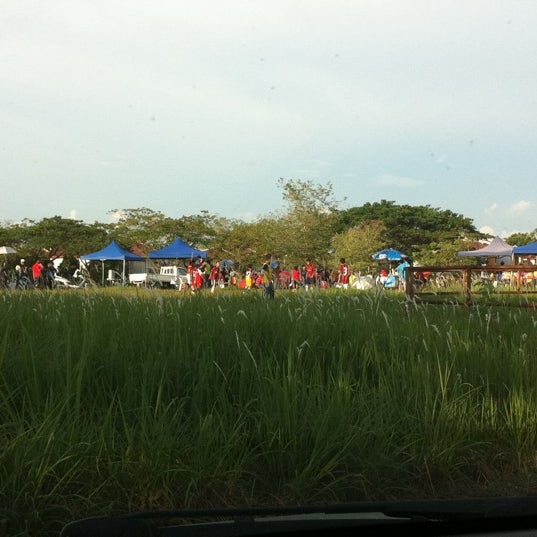 Padang Taman Saujana Utama