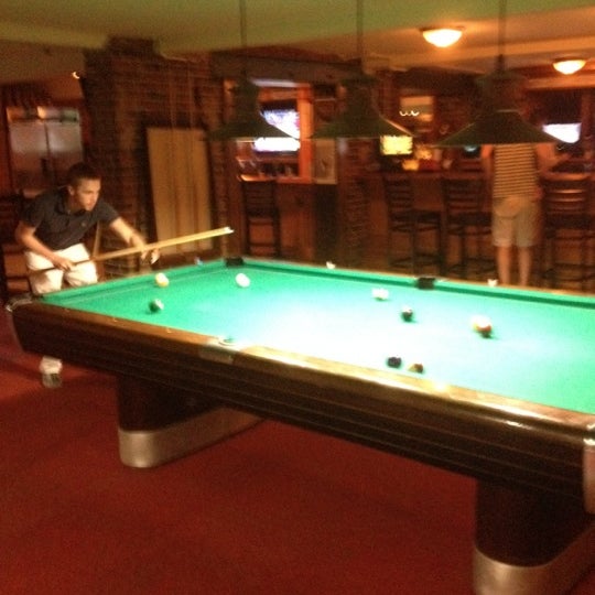 8/10/2012 tarihinde Laylaziyaretçi tarafından Orton&#39;s Billiards &amp; Pool'de çekilen fotoğraf