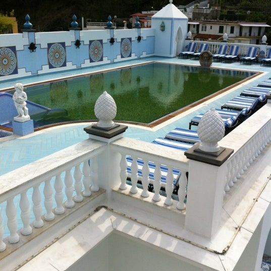Das Foto wurde bei Terme Manzi Hotel And Spa Ischia von Giorgia C. am 4/10/2012 aufgenommen