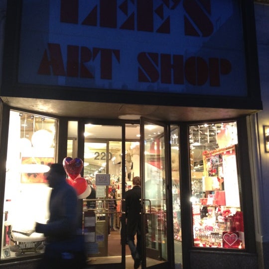 Photo taken at Lee&#39;s Art Shop by Audrey N. on 2/14/2012