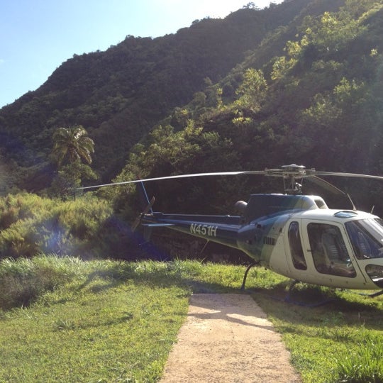Photo prise au Island Helicopters Kauai par James P. le6/14/2012