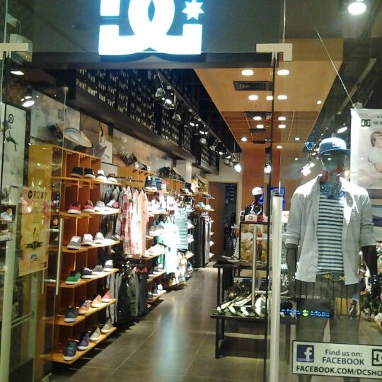 dc shoe stores