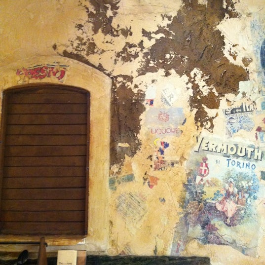 2/10/2012 tarihinde Tobias K.ziyaretçi tarafından Tricolore caffè &amp; pizzeria'de çekilen fotoğraf