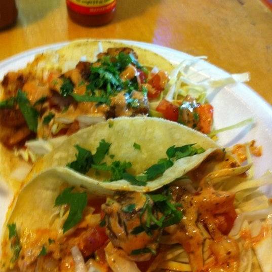 Photo taken at San Pedro Fish Market Grille by Alicia R. on 3/6/2012