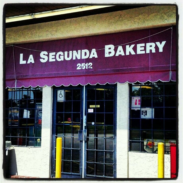 5/10/2012にTerry M.がLa Segunda Bakeryで撮った写真