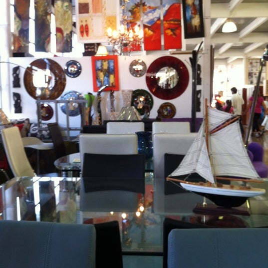 Fotos en Mall del Mueble - Tienda de muebles/artículos para el hogar en
