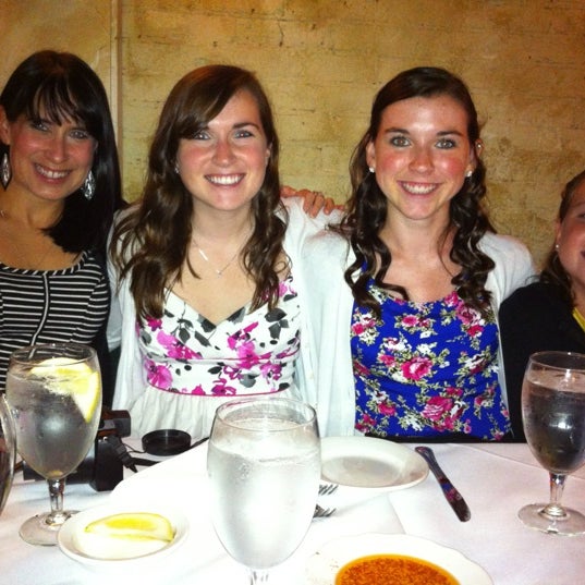 Villaggio Ristorante & Bar Italian Restaurant in Zionsville