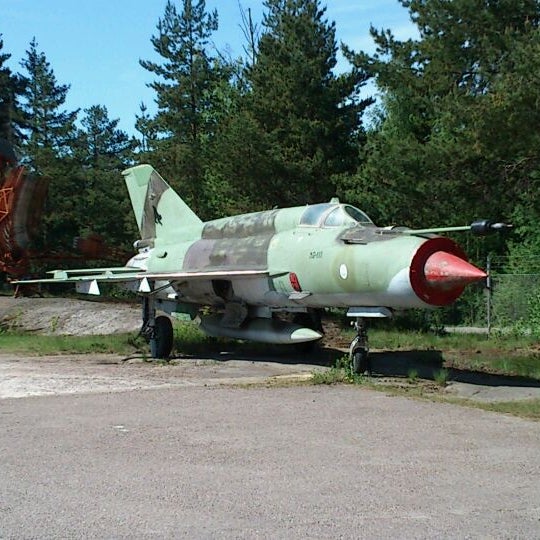 Das Foto wurde bei Suomen Ilmailumuseo / Finnish Aviation Museum von Yasumasa U. am 5/28/2012 aufgenommen
