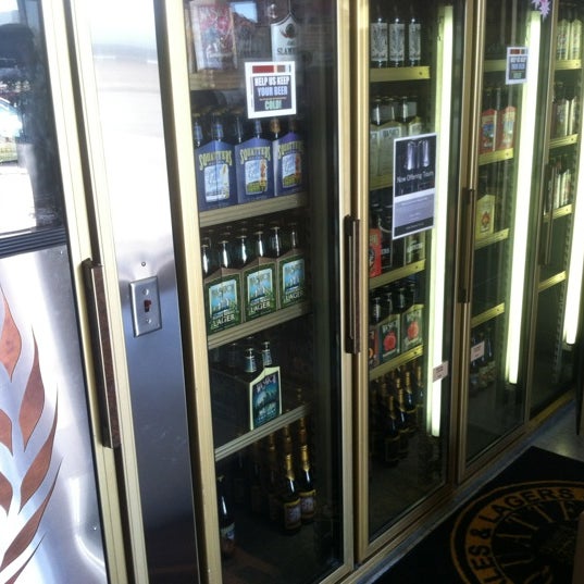 Photo taken at Utah Brewers Cooperative by Squatters P. on 4/20/2012