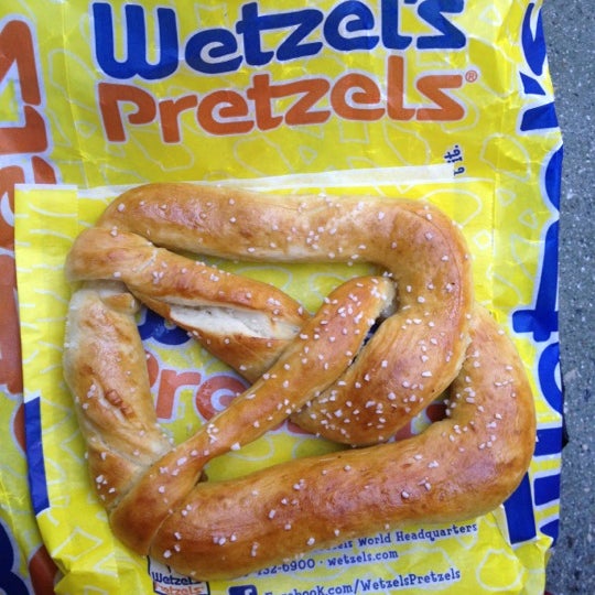 7/24/2012にSteven B.がWetzel&#39;s Pretzelsで撮った写真