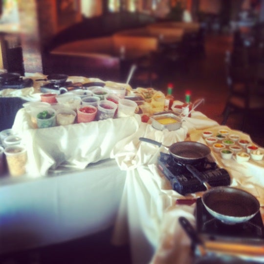 Photos at Red Oak Grille Night Club in Basking Ridge