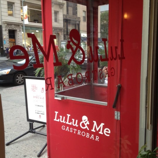 Снимок сделан в LuLu &amp; Me NoMad&#39;s Neighborhood Restaurant пользователем Liz M. 9/13/2012