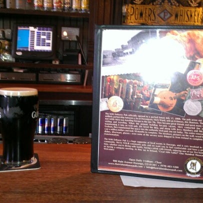 Foto diambil di The Irish Embassy Pub oleh Christian L. pada 7/20/2012