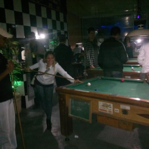 7/15/2012にThaís A.がPit Stop Snooker Barで撮った写真