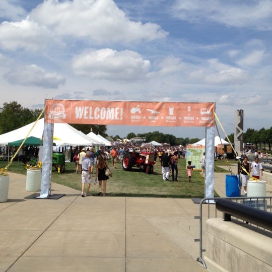 Photo taken at Dig IN, A Taste of Indiana by Patrick F. on 8/26/2012