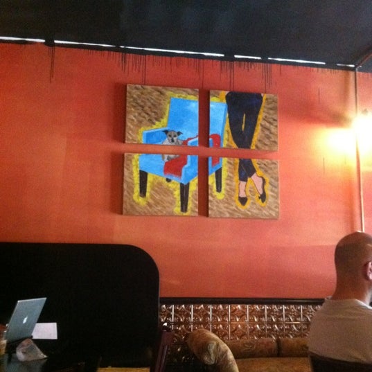 5/19/2012 tarihinde Ryan H.ziyaretçi tarafından Green Fig Cafe'de çekilen fotoğraf
