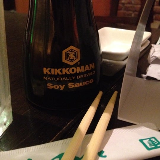 9/2/2012 tarihinde Jon S.ziyaretçi tarafından Iron Sushi'de çekilen fotoğraf
