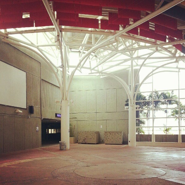 University of Hawaii at Hilo 4 tips from 494 visitors