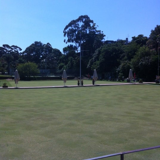 Photo taken at Paddo Bowls by Vanessa S. on 3/13/2012