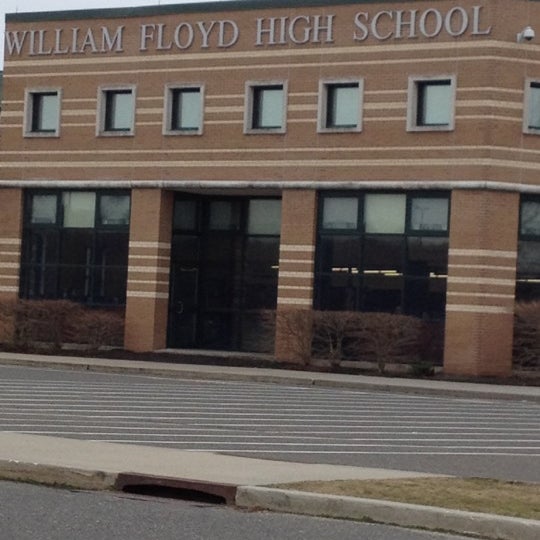 William Floyd High School High School in Mastic Beach