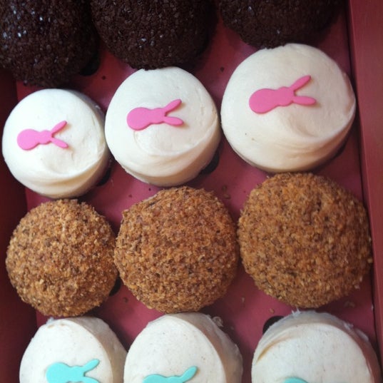 Photos at Sprinkles Beverly Hills Cupcakes Beverly Hills, CA