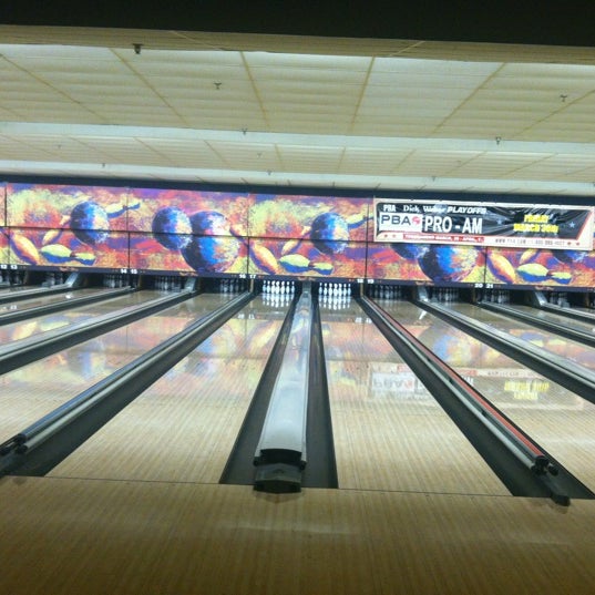 Woodland Bowling Center Keystone at The Crossing 21 Woodland Bowling Center Keystone at The Crossing 21