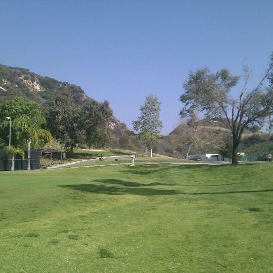 Снимок сделан в Scholl Canyon Golf Course пользователем Holger I. 2/26/2012