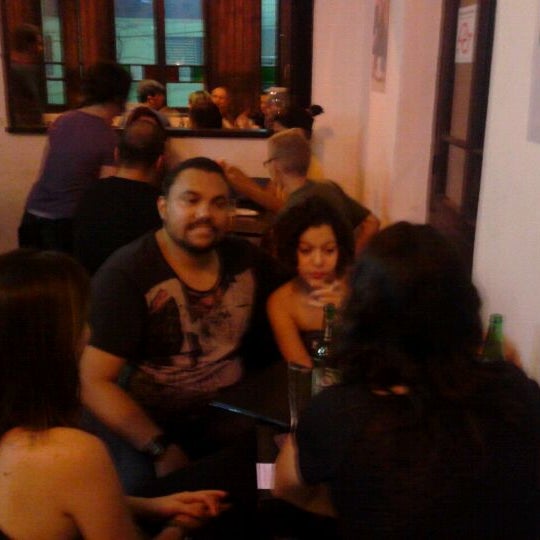 3/4/2012 tarihinde Dina C.ziyaretçi tarafından Café Elétrico Bar'de çekilen fotoğraf