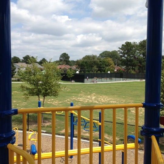 Club Drive Park Park