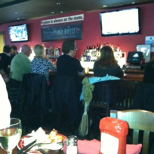 Photo taken at Molly Cool&#39;s Seafood Tavern by Stacia W. on 4/27/2012