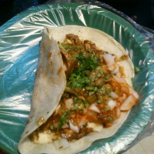 Tacos El Paisa Bosque Central 85