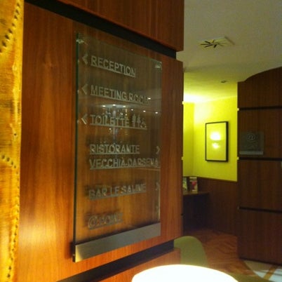 8/20/2012에 C.Y. L.님이 Holiday Inn Cagliari에서 찍은 사진