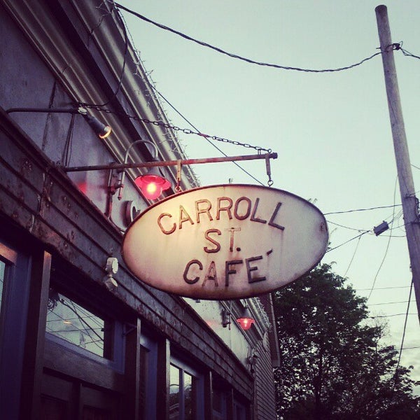 4/6/2012 tarihinde John B.ziyaretçi tarafından Carroll Street Cafe'de çekilen fotoğraf