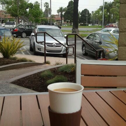 Photo taken at The Coffee Bean &amp; Tea Leaf by Nathan A. on 5/19/2012