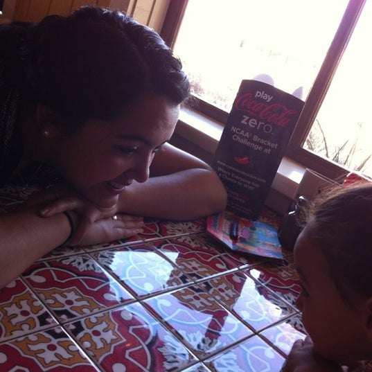 Photo taken at Chili&#39;s Grill &amp; Bar by Kelly V. on 3/13/2012