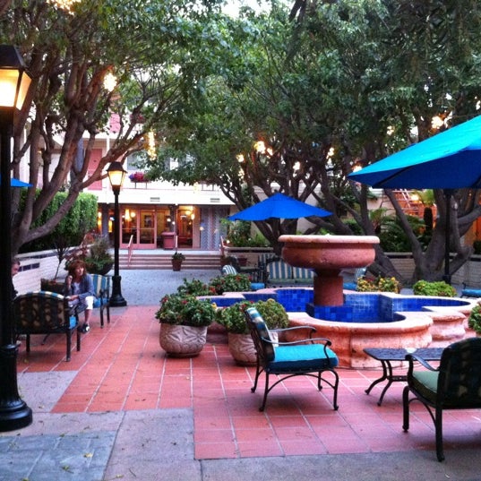 6/18/2012에 Simon W.님이 Hacienda Hotel &amp; Conference Center LAX에서 찍은 사진