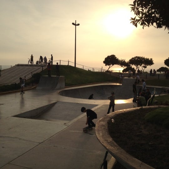 Photo taken at Skate Park de Miraflores by Donny B. on 2/4/2012