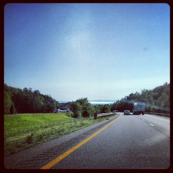 Jellico Mountain Newcpmb, TN