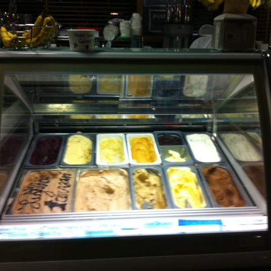 Lighthouse Ice Cream Kompanies 127 W Main St