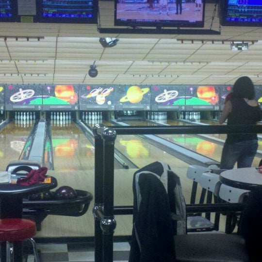 Cedar House Lanes Bowling Alley