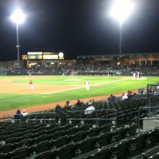 Foto tirada no(a) Stockton Ballpark por Keith A. em 9/1/2012
