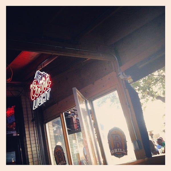 7/14/2012 tarihinde B.J. E.ziyaretçi tarafından BoomerJack&#39;s Grill and Bar'de çekilen fotoğraf